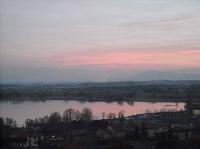 Tramonto invernale sul lago